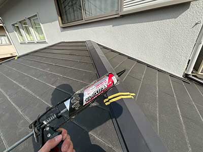 シリコンを打ち直してズレ解消