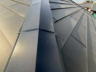 ケレン→プライマー→シリコンの順で施工して解消