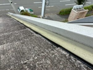 奈良市にて雨漏り修理〈寝室・天井からの雨漏り〉 施工前