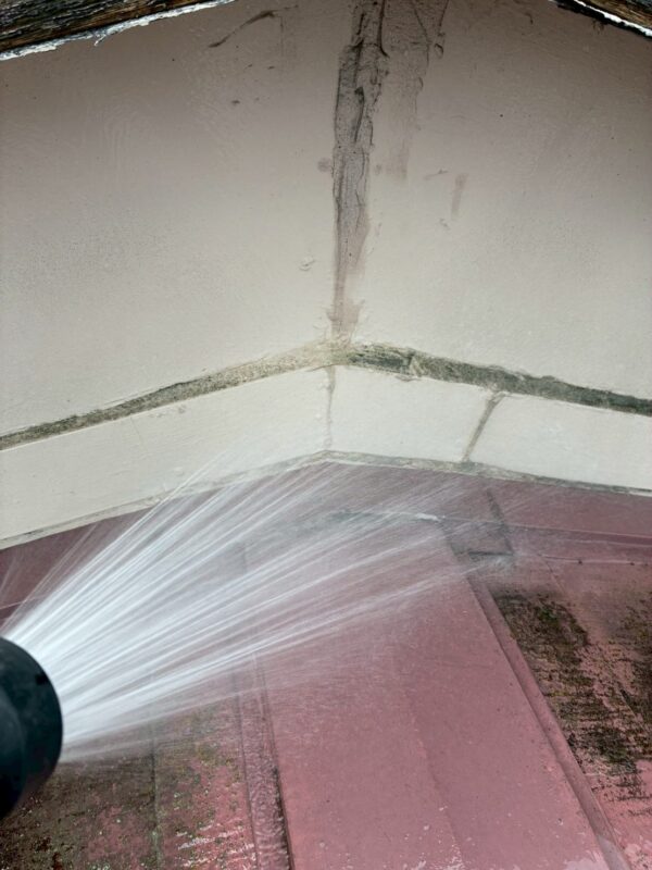 奈良市千代ヶ丘にて雨漏り・散水検査 施工後2