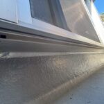 奈良市四条大路にて風の強い日に発生する雨漏り〈ベランダ窓のシーリング打ち替え〉 施工後