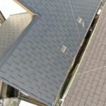 奈良市朱雀にてスーパーガルテクトでカバー工法〈屋根材の欠片が落ちてきた〉 施工前